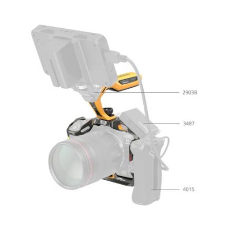 SmallRig 5608 Black Mamba / Bumblebee Edition - zestaw z klatka do Canon EOS R5 Mark II - przykład użycia